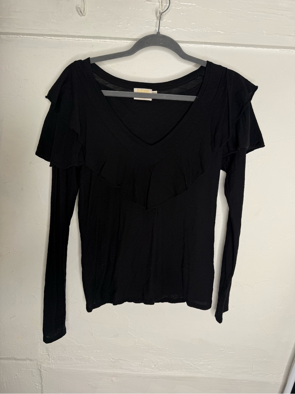 Nation Ltd Kelsey Ruffled Romance Tee Long Sleeve Pima Cotton Black Blouse Small - Picture 11 of 11